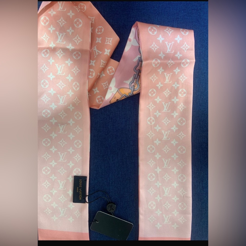Gradient by The Pool Bandeau silk Monogram Pink and White Silk Scarf 🧣